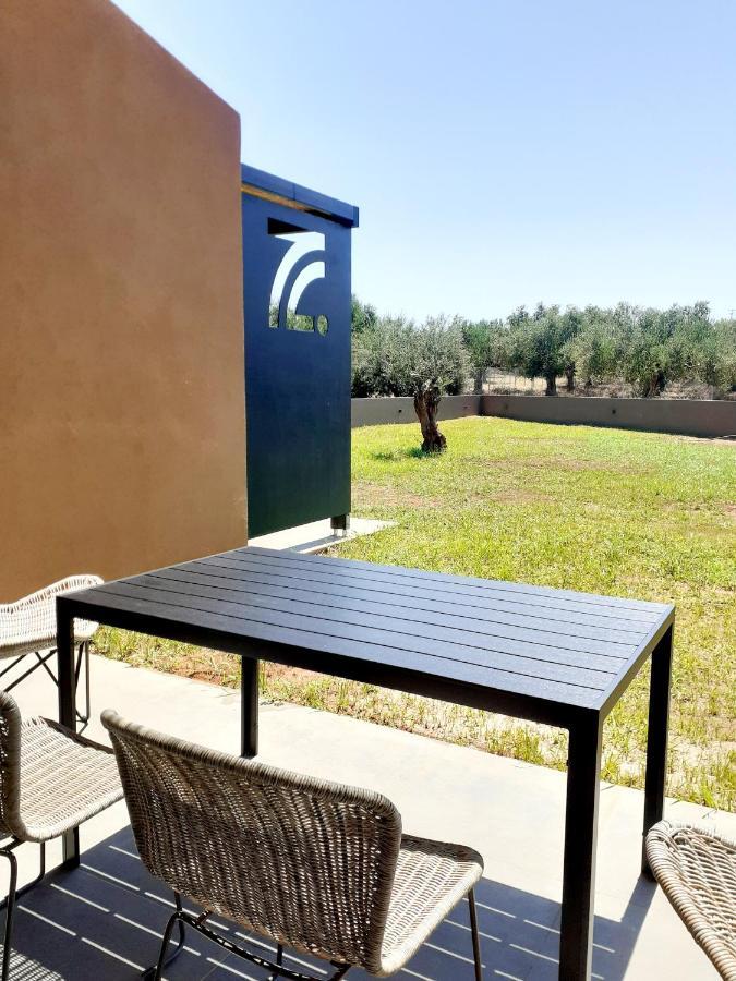 The Zen Point Detox Suites Marathopoli Exterior foto
